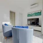 Charming 1br Penthouse In Gzira * Sliema