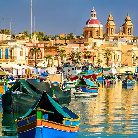 Charming 1br Penthouse In Gzira Apartament *