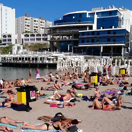 Charming 1br Penthouse In Gzira * 斯利马