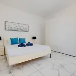 Charming 1br Penthouse In Gzira Apartment Sliema