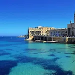 Charming 1br Penthouse In Gzira Apartment *