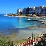 Charming 1br Penthouse In Gzira